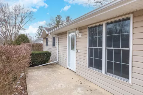 8164 Pine Ave, Downs, IL 61736 photo 53