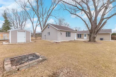 8164 Pine Ave, Downs, IL 61736 photo 47