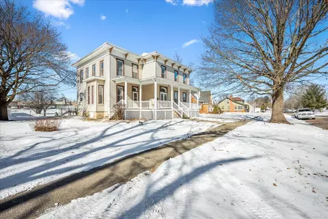 528 Locust St, Minonk, IL 61760