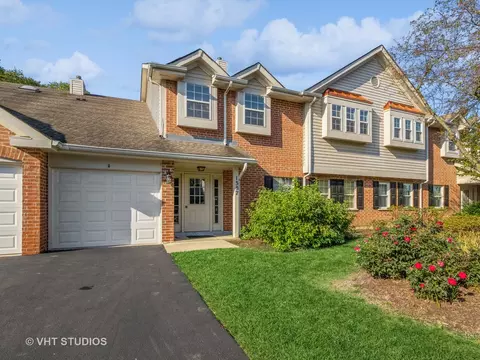 1357 Evergreen Dr #4, Palatine, IL 60074