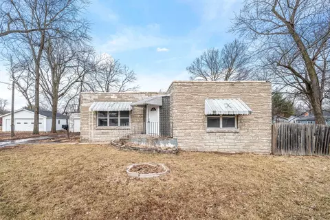 419 E Steward St, Plano, IL 60545