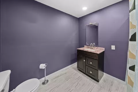 Bath - 419 E Steward St, Plano, IL 60545 photo 1 of 1