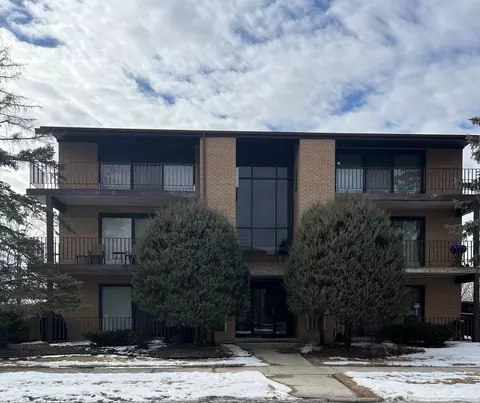 19514 Lake Shore Dr #3S, Lynwood, IL 60411