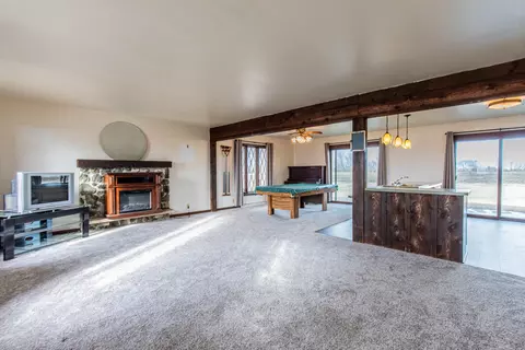 794 Carnahan Rd, Compton, IL 61318 photo 9