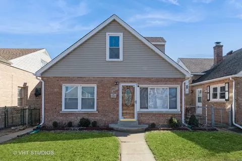 2521 Maple St, Franklin Park, IL 60131