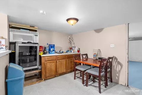 202 Arnold Ave, Aurora, IL 60506 photo 13