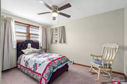 202 Arnold Ave, Aurora, IL 60506 photo 9