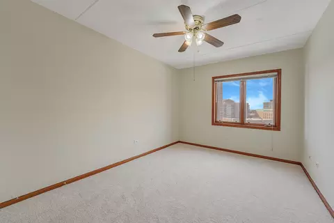Bedroom - 650 S River Rd #708, Des Plaines, IL 60016 photo 3 of 4
