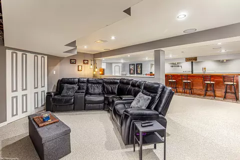 109 N Marion Ave, Bartlett, IL 60103 photo 14