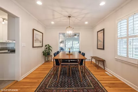 53 Williamsburg Rd, Evanston, IL 60203 photo 9