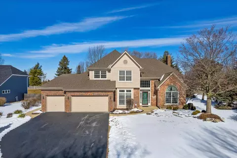 929 Mark Twain Trl, Batavia, IL 60510