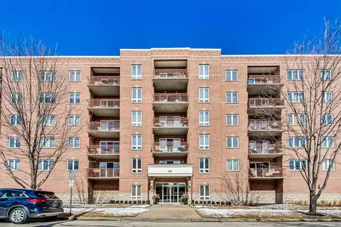 1476 Perry St #408, Des Plaines, IL 60016