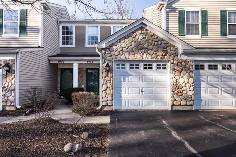 4053 Oak Tree Ln, Plainfield, IL 60586