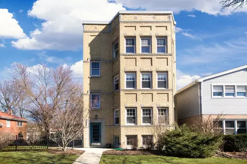 9217 Ewing Ave #101, Evanston, IL 60203