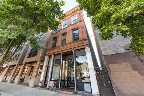 1449 N Ashland Ave #1R, Chicago, IL 60622