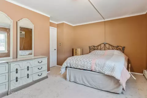 9 S220 Frontage Rd #18B-108, Willowbrook, IL 60527 photo 10