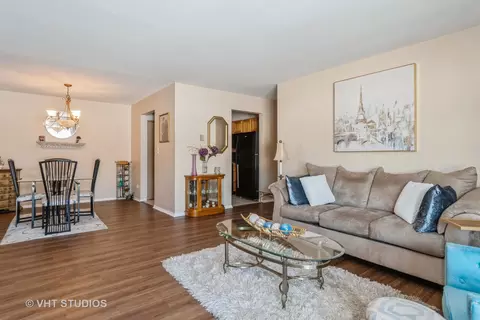 9 S220 Frontage Rd #18B-108, Willowbrook, IL 60527 photo 9