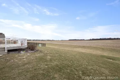 Exterior - 765 Simpson Ave, Elburn, IL 60119 photo 3 of 6