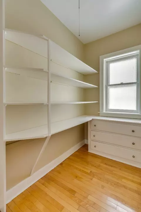 1029 Hull Ter, Evanston, IL 60202 photo 27