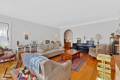 1029 Hull Ter, Evanston, IL 60202 photo 20