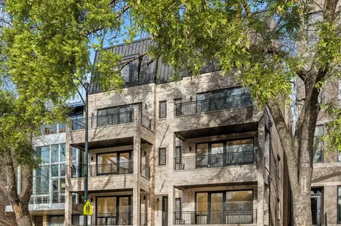 2020 W Webster Ave #1E, Chicago, IL 60647