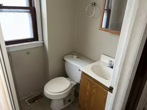 Bath - 3417 W 161st St, Markham, IL 60428 photo 3 of 3