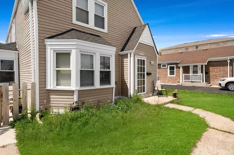 3706 Ruby St, Schiller Park, IL 60176 photo 2
