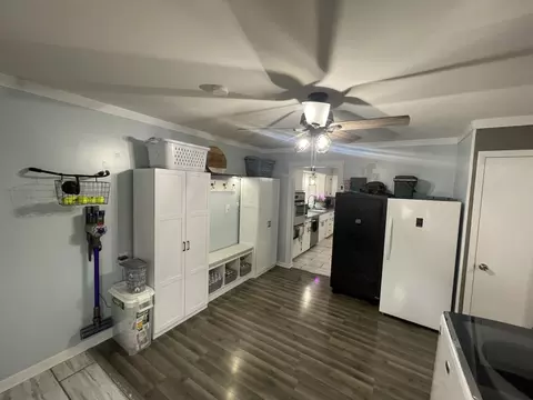 233 S May Ave, Kankakee, IL 60901 photo 11