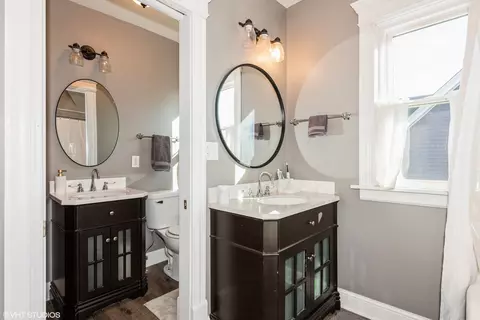 300 Moseley St, Elgin, IL 60123 photo 16