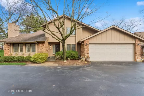 1704 Boulder Dr, Darien, IL 60561
