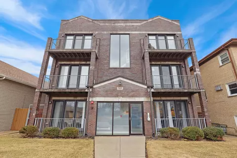 7539 W Fullerton Ave #101, Elmwood Park, IL 60707