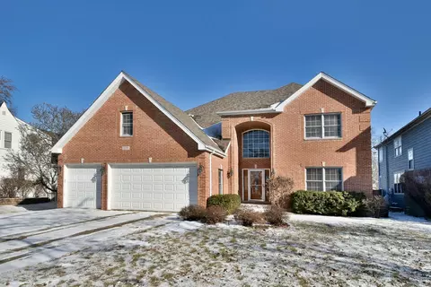 319 N Walnut St, Elmhurst, IL 60126