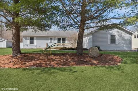 35714 Linden Ln, Custer Park, IL 60481
