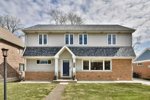 467 N Oak St, Elmhurst, IL 60126