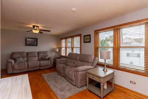 7813 W Gregory St, Chicago, IL 60656 photo 11