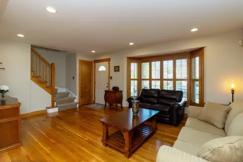 7813 W Gregory St, Chicago, IL 60656 photo 2