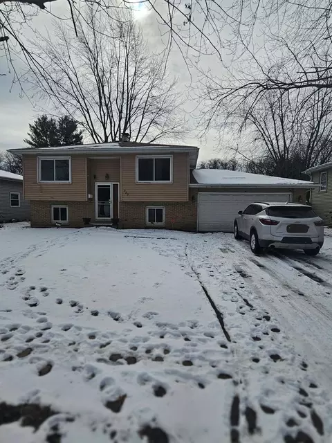 522 Manor Pl, Aurora, IL 60506