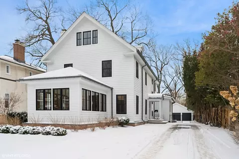 727 Ashland Ave, Wilmette, IL 60091