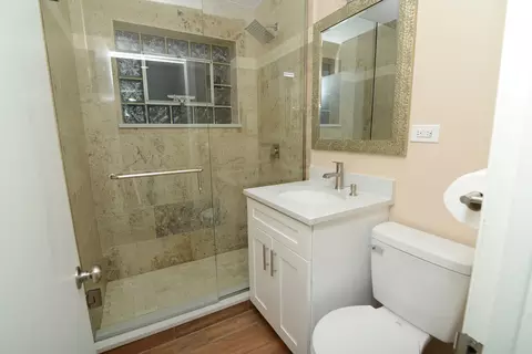 1810 Monroe St, Evanston, IL 60202 photo 16