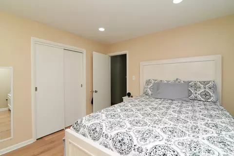 1810 Monroe St, Evanston, IL 60202 photo 12