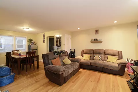 1810 Monroe St, Evanston, IL 60202 photo 17