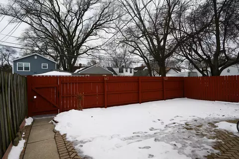 1810 Monroe St, Evanston, IL 60202 photo 29