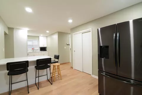 1810 Monroe St, Evanston, IL 60202 photo 10