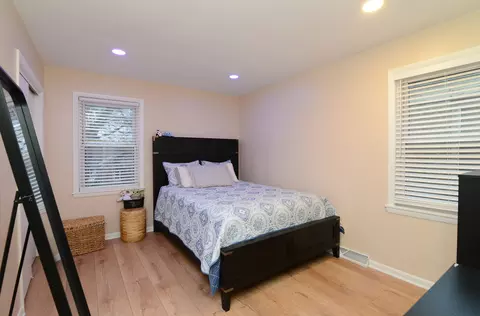 1810 Monroe St, Evanston, IL 60202 photo 14