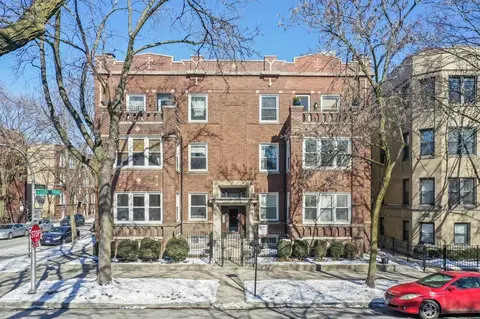 1256 W Cornelia St #1E, Chicago, IL 60657