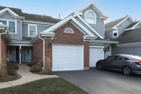 1907 N Stillwater Rd, Arlington Heights, IL 60004