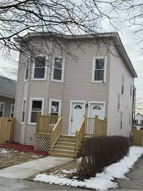 614 S 7th Ave, Maywood, IL 60153