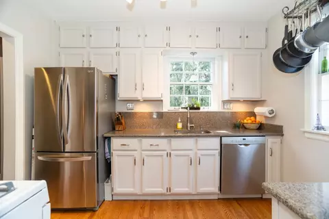 3320 Culver St, Evanston, IL 60201 photo 5