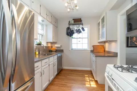 3320 Culver St, Evanston, IL 60201 photo 6