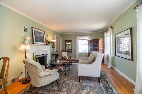 3320 Culver St, Evanston, IL 60201 photo 3